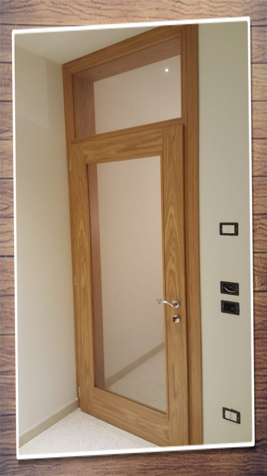 Porta interna con vetro in Rovere